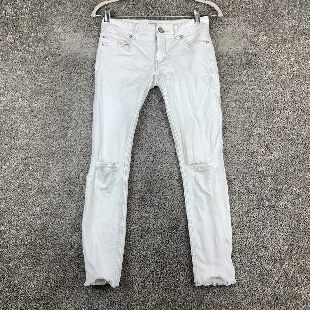 Free People Cropped Jeans White 5-Pocket Chewed Hem Distressed, Size 24 - Picture 1 of 16